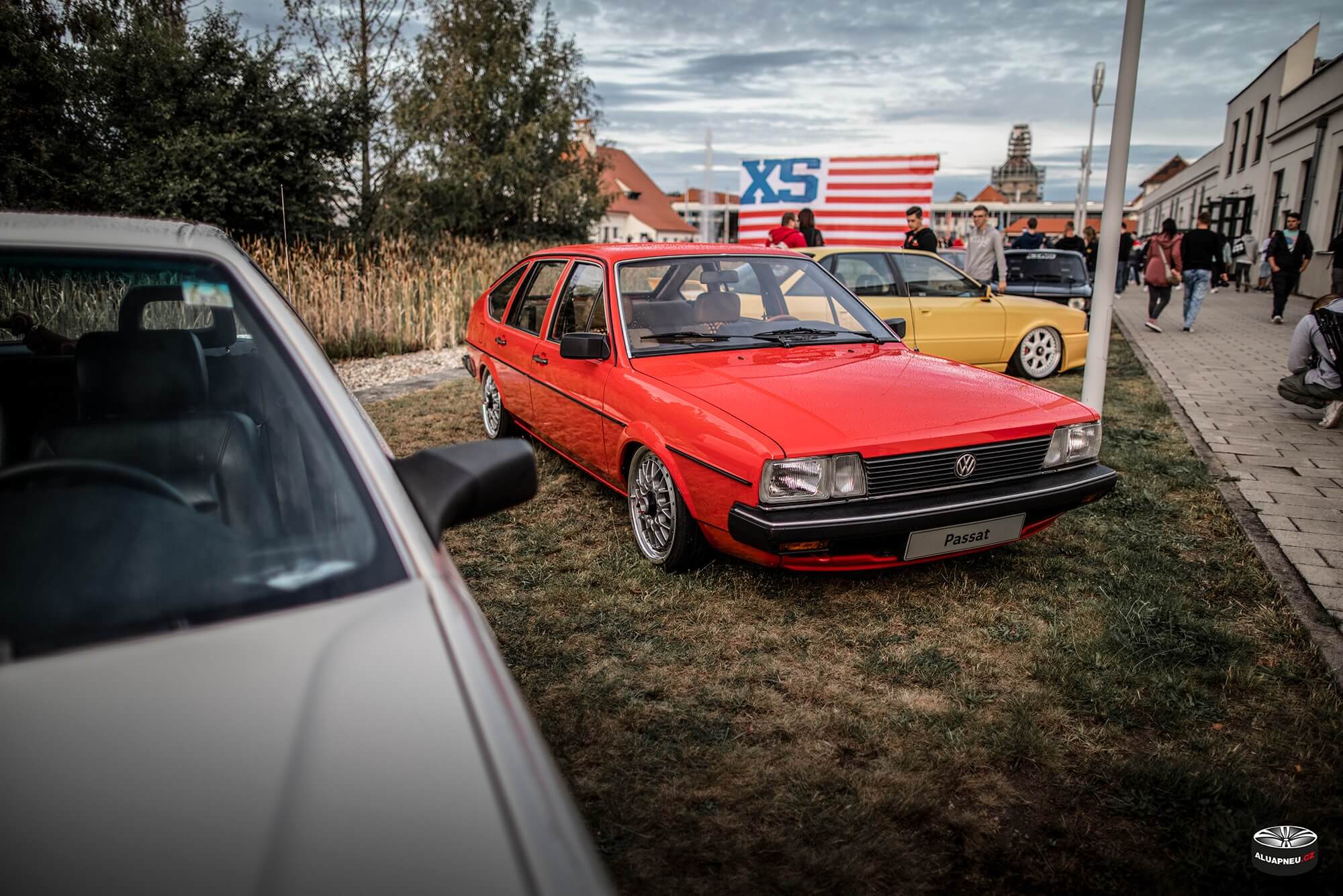 Elektrony Vw Passat - XS Classic Carnight 5.0 - Drážďany tuning sraz 2019 - www.aluapneu.cz