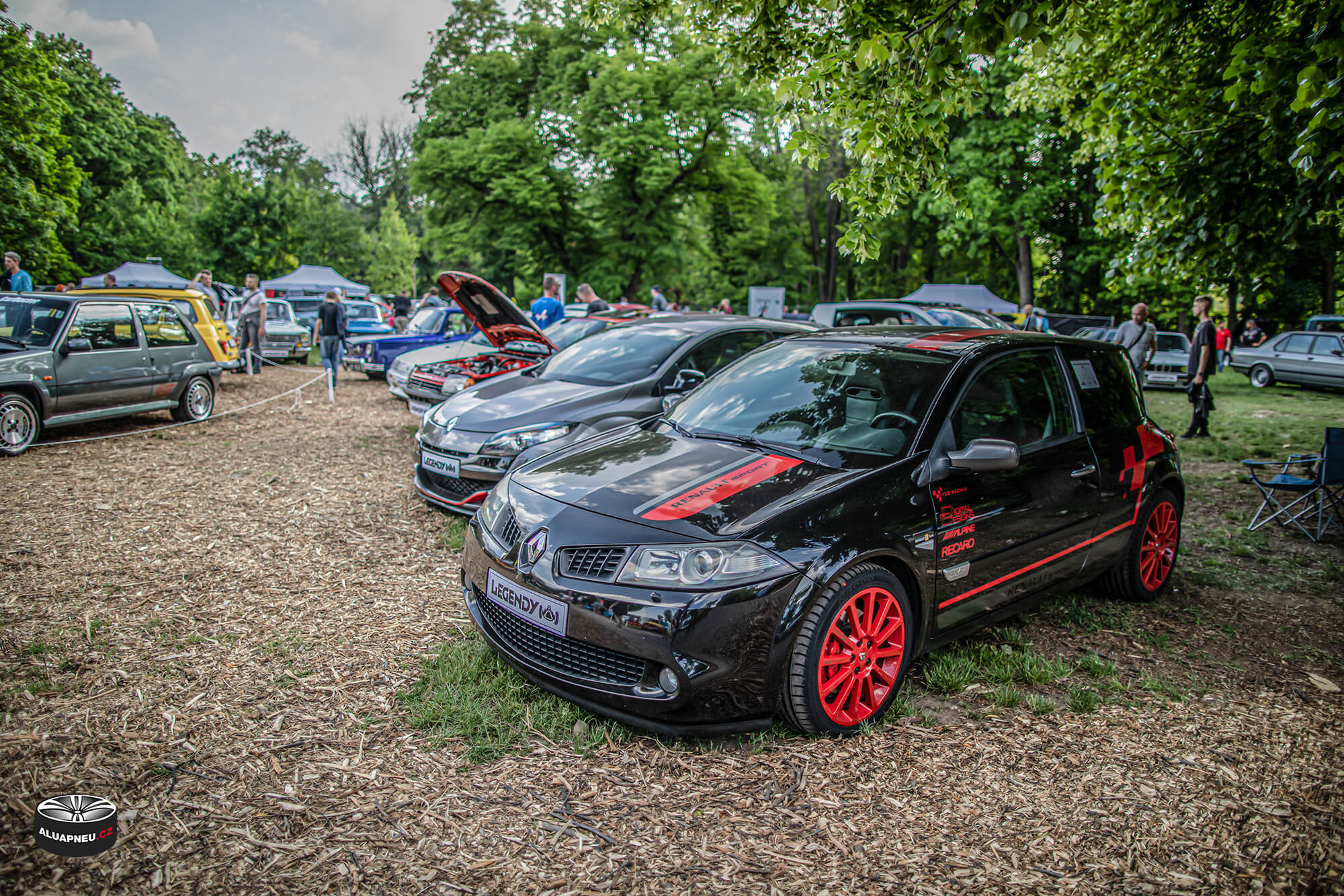 Rudá alu kola Renault Megane Rs  - Automobilové Legendy 2019 - www.aluapneu.cz
