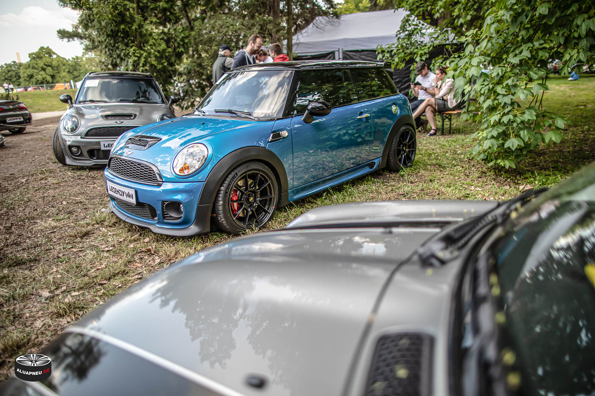 Černá alu kola Mini Cooper - Automobilové Legendy 2019 - www.aluapneu.cz