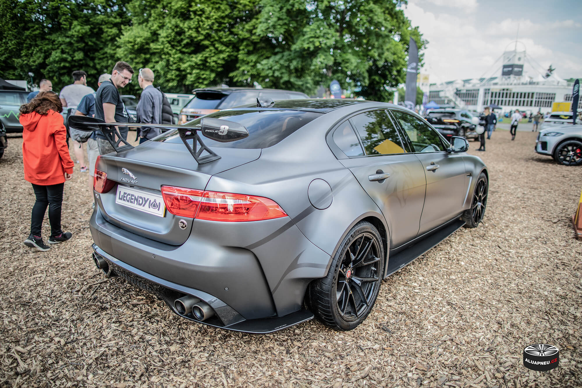 Jaguar wing - Automobilové Legendy 2019 - www.aluapneu.cz